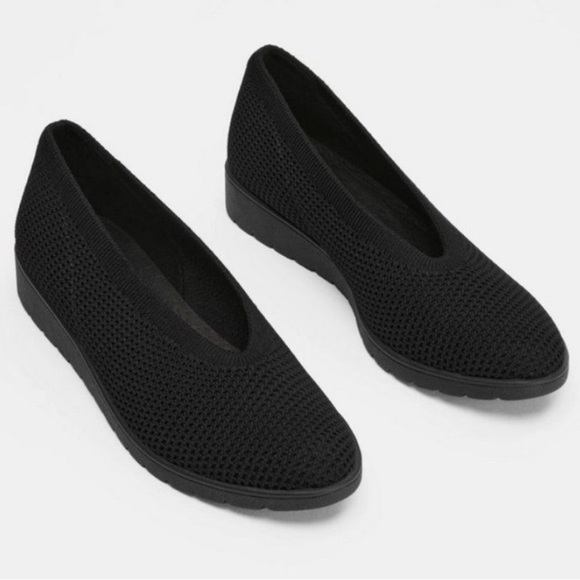 Eileen Fisher Heaven Black Stretch Wedge Slip On Flats Shoes Size 9.5 - Picture 1 of 11